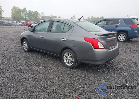 2018 Nissan Versa 1.6 Sv z USA, uszkodzony, nr VIN 3N1CN7AP7JL883363
